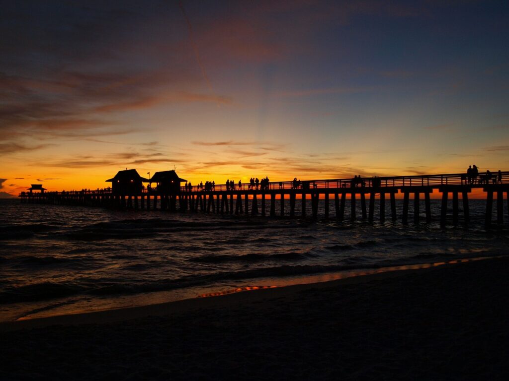 Discover Florida's Paradise Coast for an awesome alternative tourist destination in the USA